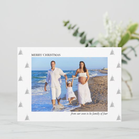 Bald zu einer Familie von Vier-Foto-Urlaub Schwang Ankündigung (Stehend Vorderseite)