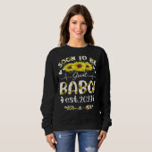 Bald zu groß Babci 2023 Sonnenblumenmutter Tag Sweatshirt (Vorne ganz)
