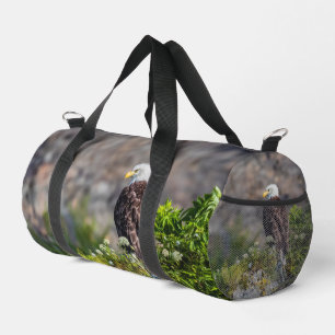 Baldadler auf dem Felsen Duffle Bag
