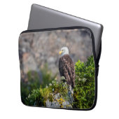 Baldadler auf dem Felsen Laptopschutzhülle (Vorderseite Links)