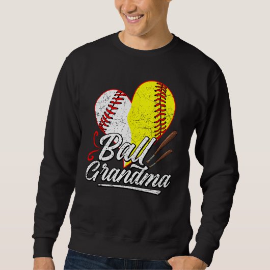 Ball Grandma Baseball Softball Mom Heart Womens Mo Sweatshirt (Vorderseite)