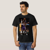Ball is Life: Classic Basketball Player T - Shirt (Vorne ganz)