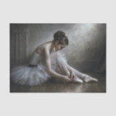 Ballerina bindet Spitzenschuhe Seidenpapier (Vorderseite)