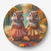 Ballerina Chipmunks auf einem Stumpf Pappteller (Vorderseite)