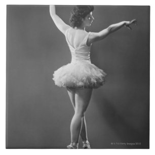 Ballerina im Ballettröckchen Fliese
