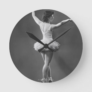 Ballerina im Tutu Runde Wanduhr