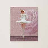 Ballerina im Weiß mit rosa Rose Puzzle (Vertikal)