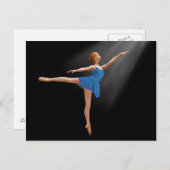 Ballerina in Arabesque Position auf der schwarzen Postkarte (Vorne/Hinten)