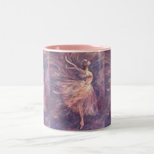 Ballerina in einem Arabesken Zweifarbige Tasse (Mittel)