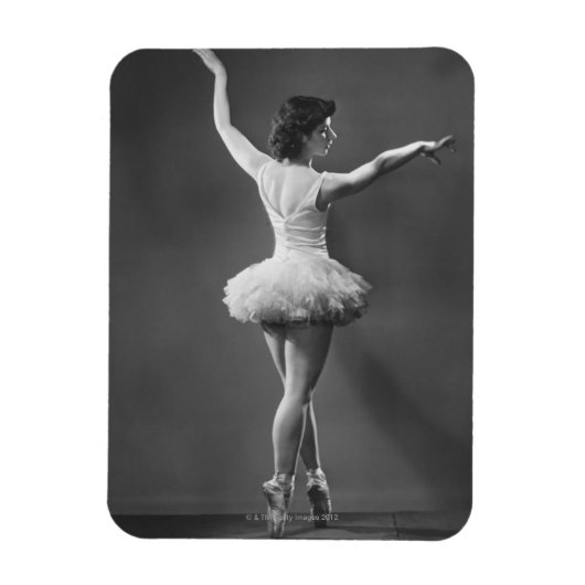 Ballerina in Tutu Magnet (Vertikal)
