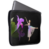 Ballerina mit Orchideen-Blume Laptopschutzhülle (Vorne Rechts)