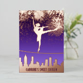 Ballerina NYC Skyline Fireworks Sweet 16 Rose Gold Folieneinladung (Stehend vorne)