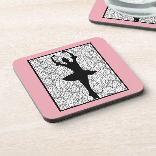 Ballerina Silhouette über ein Herz-Mandala-Muster Getränkeuntersetzer (Linke Seite)