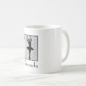 Ballerina Silhouette über ein Herz-Mandala-Muster Kaffeetasse (VorderseiteRechts)