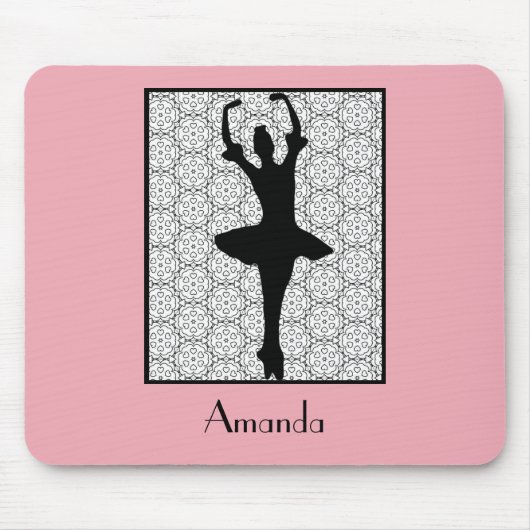 Ballerina Silhouette über ein Herz-Mandala-Muster Mousepad (Vorne)