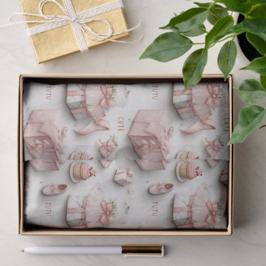 Ballet Slippers and Tutus in Soft Pink Elegance Seidenpapier (Geschenk)