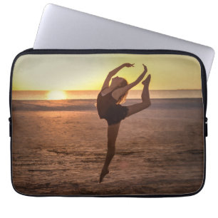 Ballett auf dem Strand Laptopschutzhülle
