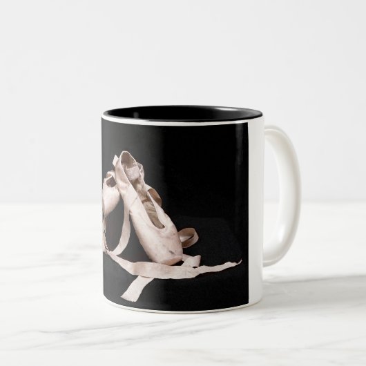 Ballett-Schuh-Tasse Zweifarbige Tasse (VorderseiteRechts)