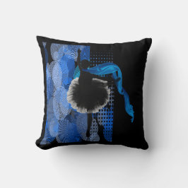 Balletttänzerin auf dem schwarz-blauen Kissen