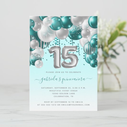 Balloon Arch Aquamarin Silver Quinceañera Einladung (Stehend Vorderseite)