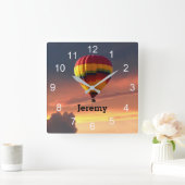 Ballooning Hot Air Ballon bei Sunset personalisier Quadratische Wanduhr (Zuhause)