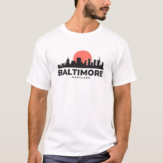 Baltimore Maryland City Silhouette Red Sun T-Shirt (Vorderseite)