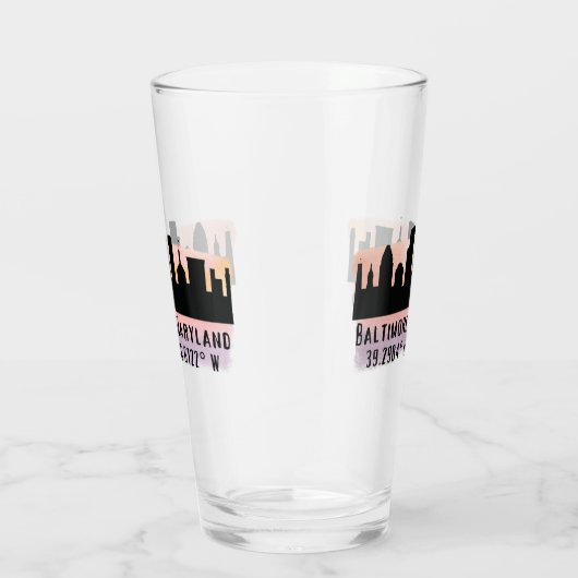 Baltimore Skyline Latitude und Longitude Pint Glas (Rechts)