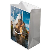 Bamberg Deutschland Mittlere Geschenktüte (Rückseite Schrägansicht)