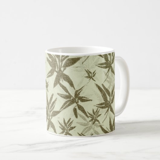 Bamboo auf Beige Bleche - nahtloses Oberflächenmus Kaffeetasse (VorderseiteRechts)