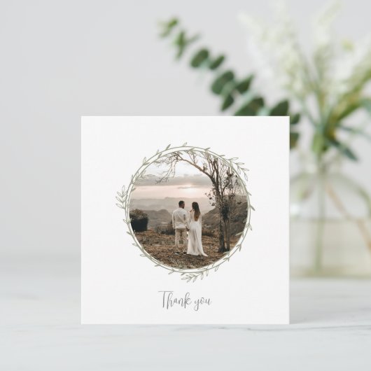 Bamboo Boho Botanischer Leaf Soft Elegante Grüne Dankeskarte (Stehend Vorderseite)