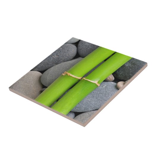 Bambus und Kiesel Fliese (Seite)