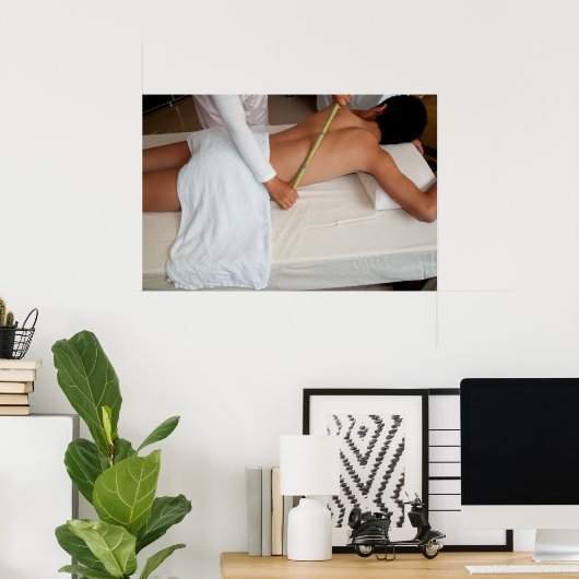 Bambusmassage an den Rippen Poster (Heimbüro)