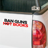 Ban Guns Not Books Autoaufkleber (Auf Lkw)