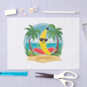 Banana auf der Hängematte am Strand Seidenpapier (Handwerk)