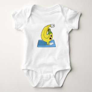 Banana bei Yoga auf Yoga-Matte Baby Strampler