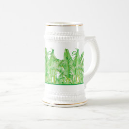 Banana-Blätter auf einem Stein Bierglas