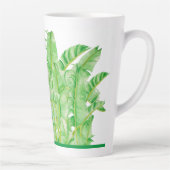 Banana-Blätter auf einer großen Latte-Tasse Milchtasse (Rechts)