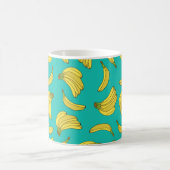 Bananas hand drawn seamless pattern. Sketch illust Kaffeetasse (Mittel)