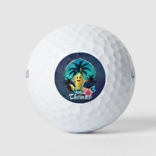 Banane aus niedlichem Cartoon am tropischen Strand Golfball
