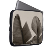 Bananenbaum-Blätter in Sepia Laptopschutzhülle (Vorne Rechts)