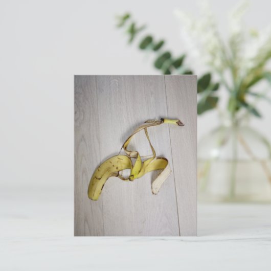 Bananenschale Postkarte (Stehend Vorderseite)