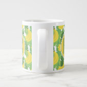 Bananenstaub und Obstmuster| Monogramm Jumbo-Tasse (Rückseite)
