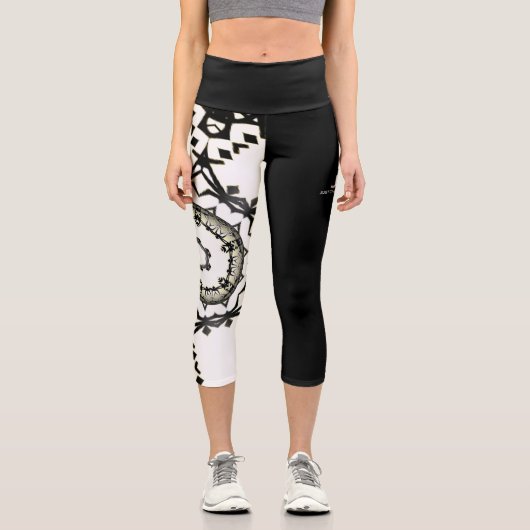 Band eins Kaleidoskop Art 8 Capri Leggings (Vorderseite)
