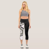 Band eins Kaleidoskop Art 8 Capri Leggings (Vorderseite)