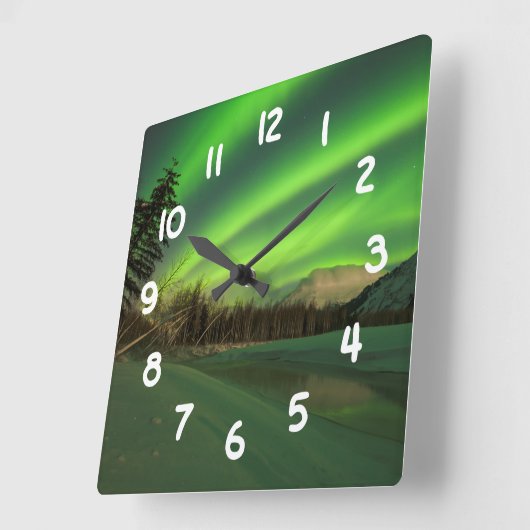 Banded Aurora Quadratische Wanduhr (Winkel)