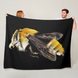 BANDED BIE FLEECEDECKE