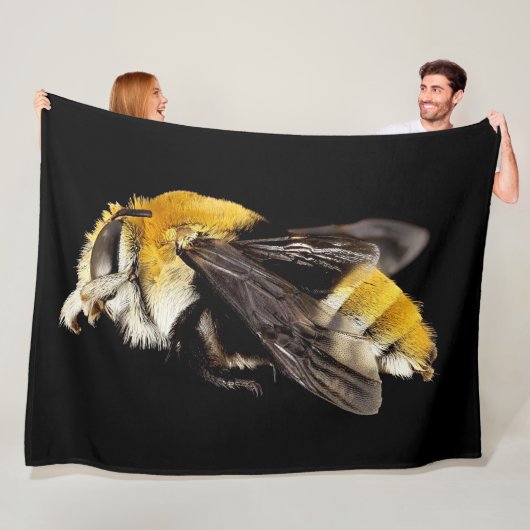 BANDED BIE FLEECEDECKE (Beispiel)