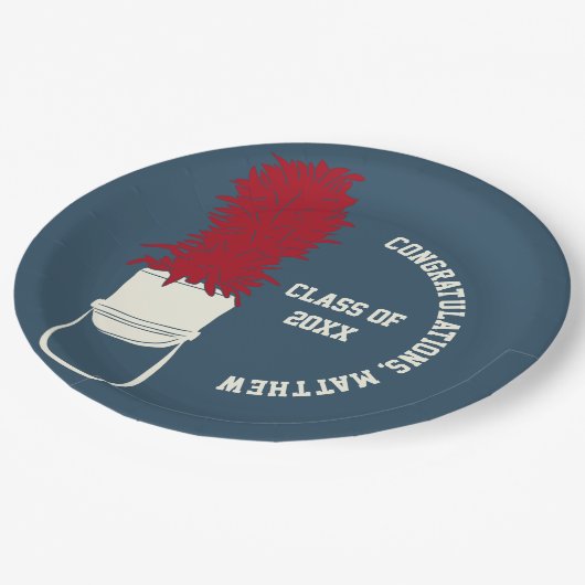 Bandhut mit Feathers Custom Party Pappteller (Schrägansicht)