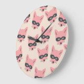 Bandit Fox Heads: rosa Beige Muster Große Wanduhr (Winkel)