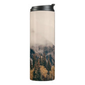 Banff Nationalpark nebelige Berge und Wälder in Thermosbecher (Nach links gedreht)